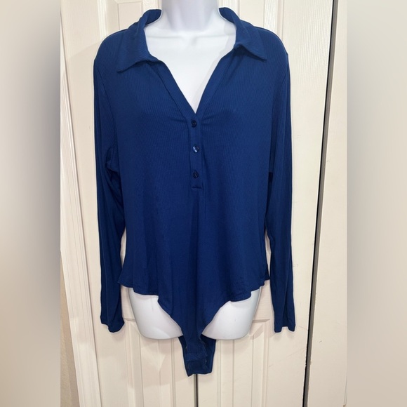 Violet & Roses Navy Blue Ribbed Bodysuit | Size 2X | NWT - Picture 1 of 8
